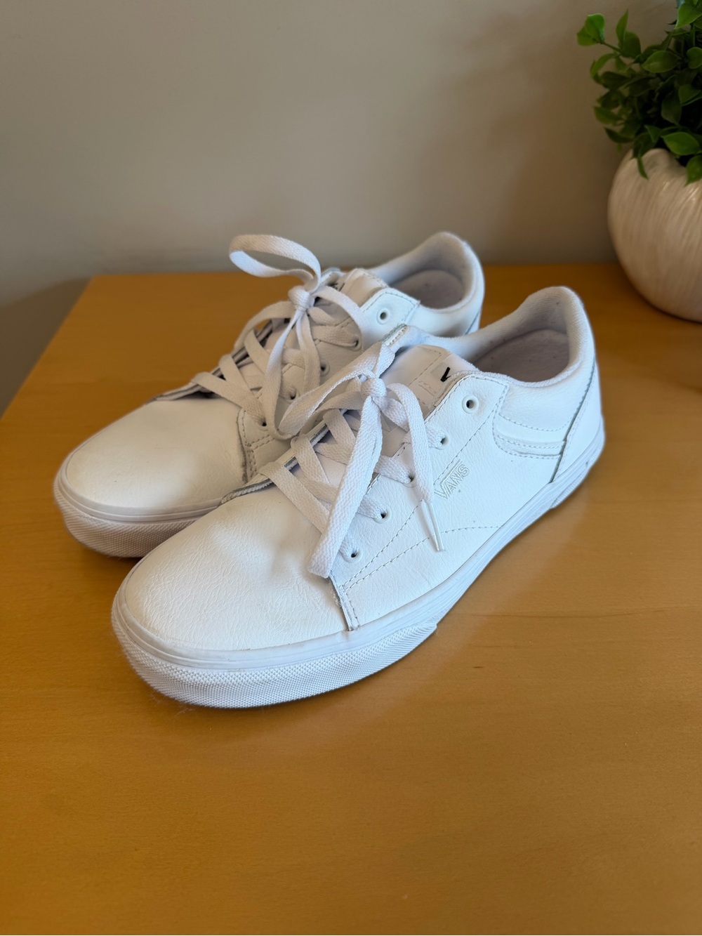 Vans White Kids' Low-Top Lace-Up Sneakers